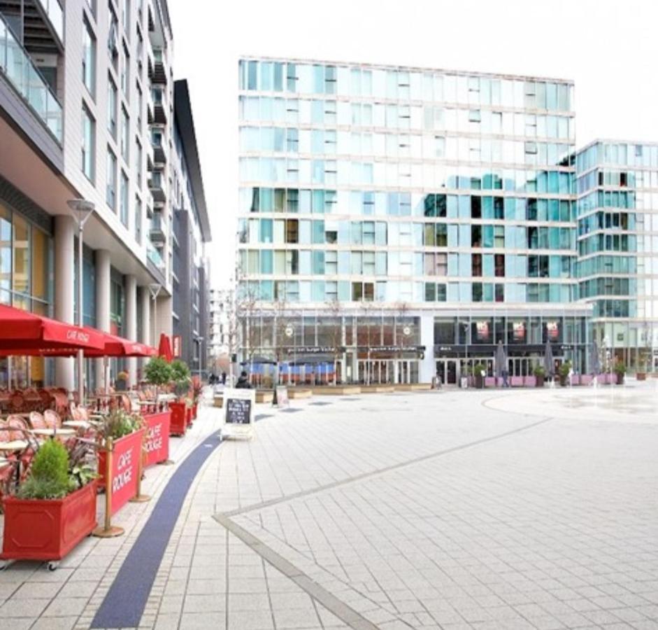 Blue Sapphire Apartment Milton Keynes